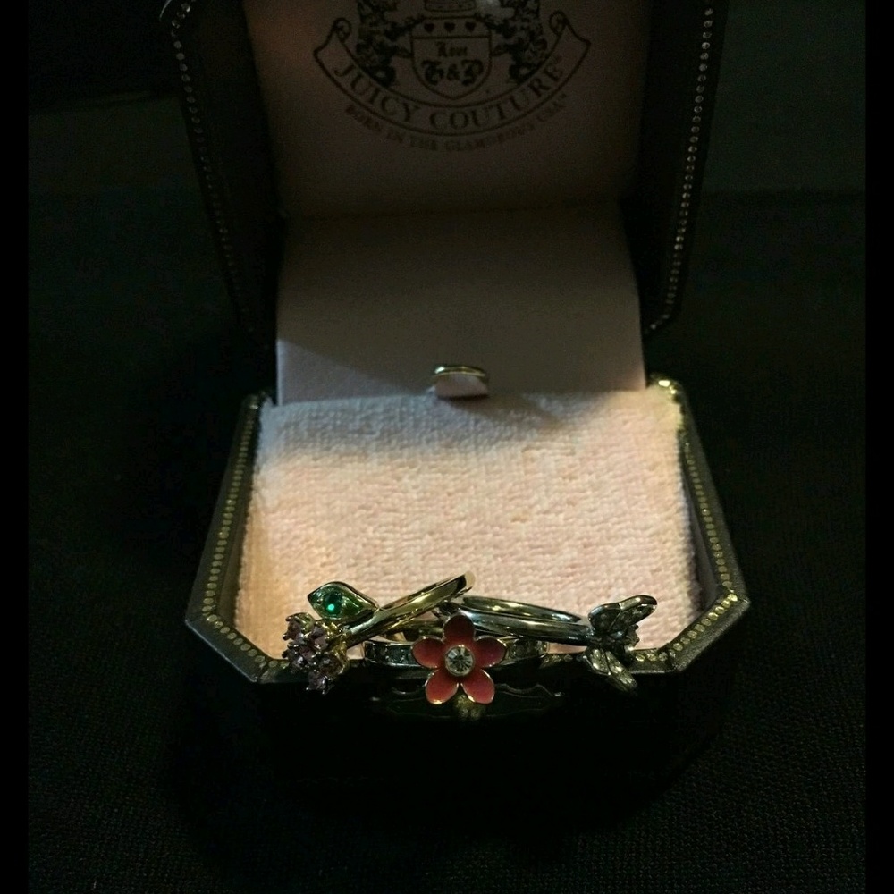 💍💍💍Juicy Couture Trio(3) of sz. 7 Rings w/Box